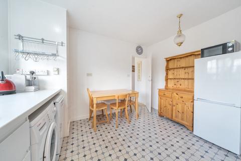 2 bedroom flat for sale, Grangewood House Bramcote Lane, Nottingham NG8
