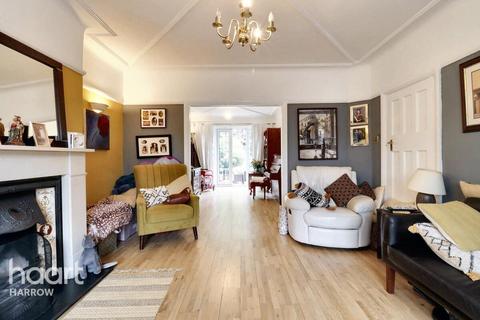 6 bedroom semi-detached house for sale, Whitchurch Gardens, Edgware