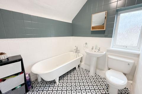 undefined, Rothbury Gardens, Gateshead, NE11