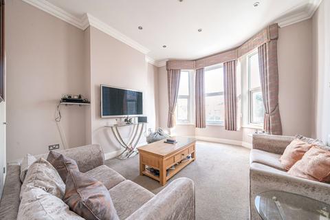 4 bedroom semi-detached house for sale, Summerhill Road, Dartford, Kent