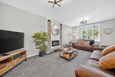5 bedroom detached house for sale, Southway, Horsforth, Leeds, West Yorkshire, LS18