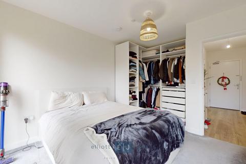 undefined, Epping Gate, Loughton IG10