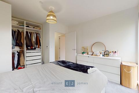 undefined, Epping Gate, Loughton IG10