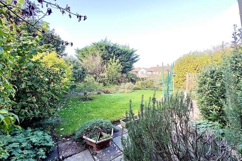 undefined, Elm Close, Cheltenham GL52