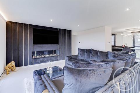 undefined, Lake View Court, Leeds, LS8