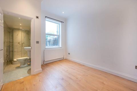 undefined, Caistor Park Road, Stratford, London, E15