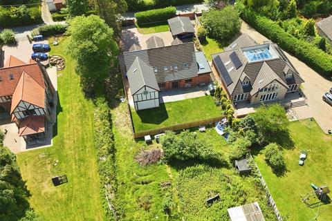 5 bedroom detached house for sale, The Avenue, Ponteland