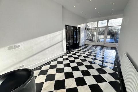 undefined, The Avenue, Ponteland