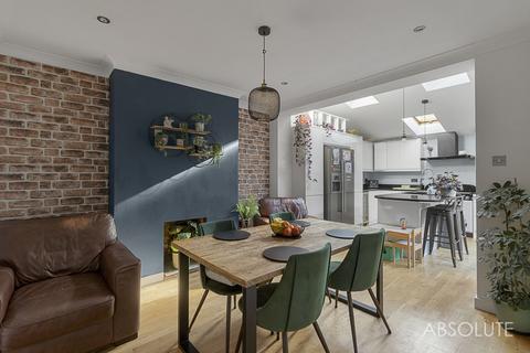 undefined, Hawkins Avenue, Torquay, TQ2