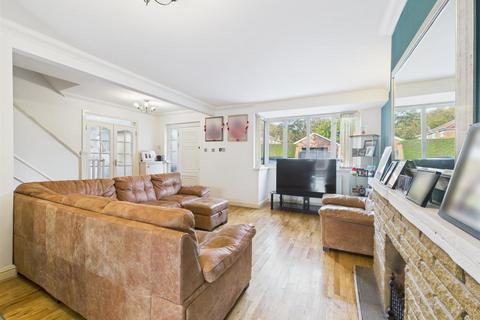 undefined, Maxwell Road, West Drayton UB7