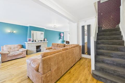 79 Maxwell Road, West Drayton, UB7 9HW