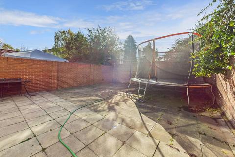 79 Maxwell Road, West Drayton, UB7 9HW