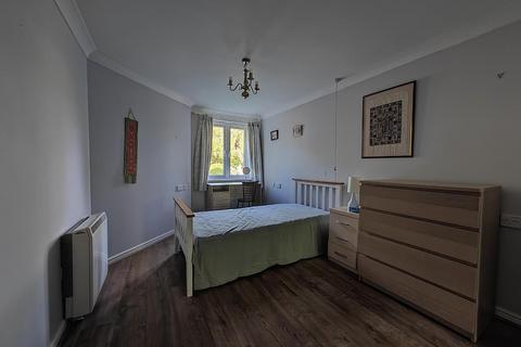 1 bedroom retirement property for sale, Reading Road, Winnersh