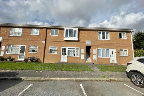 2 bedroom apartment for sale, Douglas House, St. Johns Chase, March