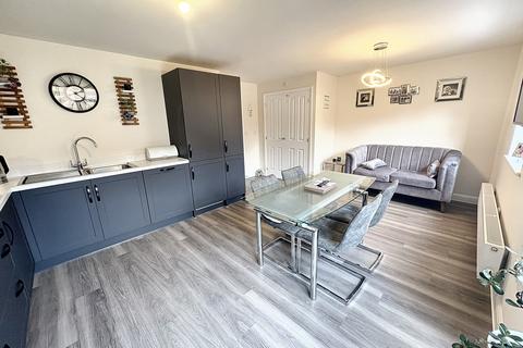 3 bedroom detached house for sale, James Ancaster Avenue, Grantham, NG33