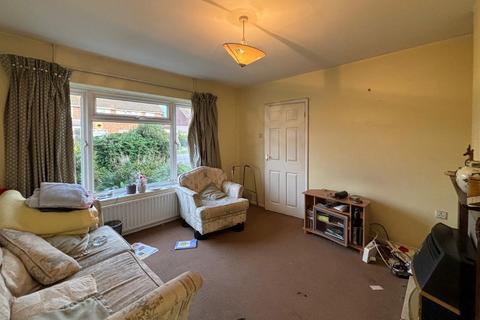 3 bedroom semi-detached house for sale, 4 Field Way, Hoddesdon, Hertfordshire, EN11 0QN