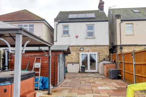 undefined, Clacton on Sea CO15
