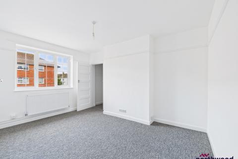 undefined, Roselands Avenue, Roselands, Eastbourne, BN22