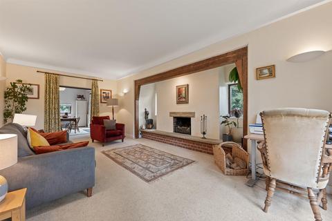 4 bedroom detached house for sale, Nottingham Road, Thurgaton NG14