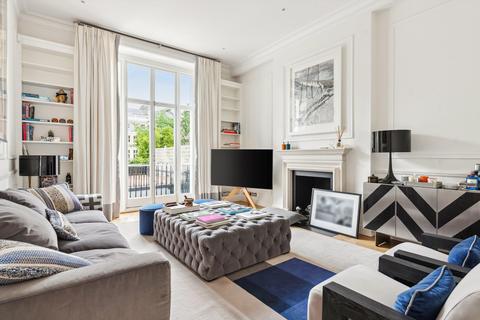Onslow Gardens, South Kensington, London, SW7