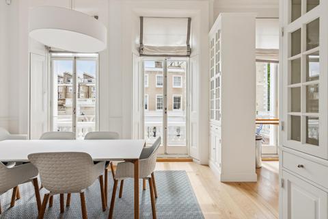 3 bedroom flat to rent, Onslow Gardens, South Kensington, London, SW7