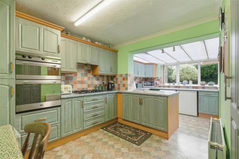 4 bedroom detached bungalow for sale, Pursehouse Way, Diss IP22