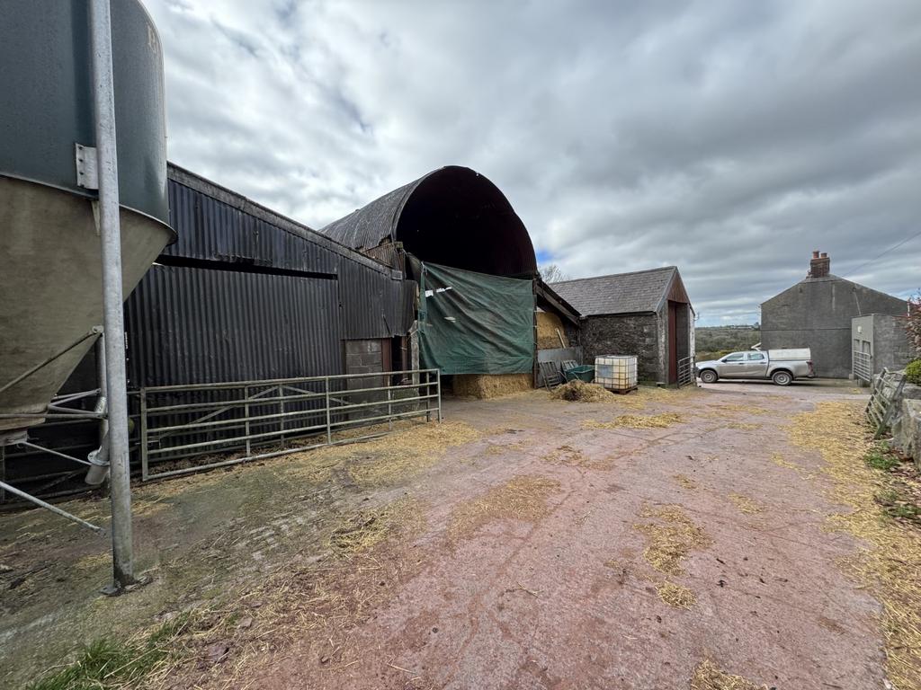 Hay Barn/Calving Shed