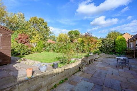 2 bedroom semi-detached bungalow for sale, Newlands Drive, York YO26 5PQ