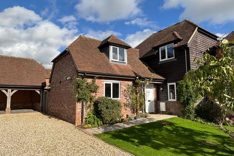 Blakeney Close, Chichester, PO19