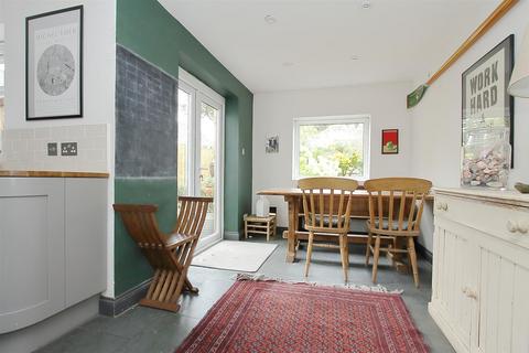 4 bedroom detached house for sale, High Street, Broughton