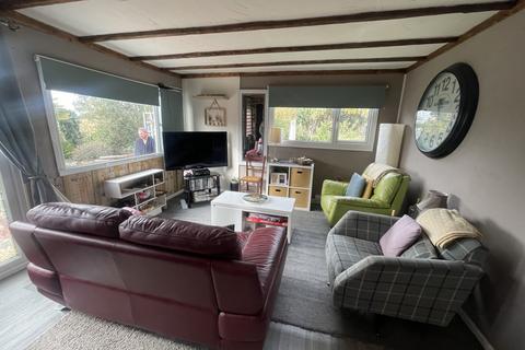 2 bedroom holiday park home for sale, Marine Parade, Sheerness ME12