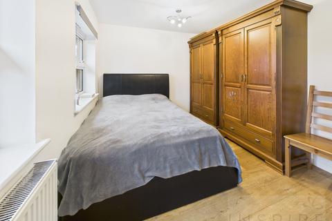 1 bedroom maisonette for sale, Kelmscott Rise, Crawley RH11