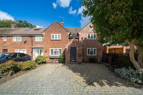 4 bedroom end of terrace house for sale, Sole Street, Gravesend DA12