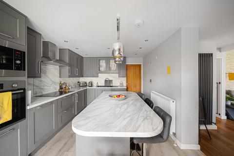4 bedroom end of terrace house for sale, Sole Street, Gravesend DA12