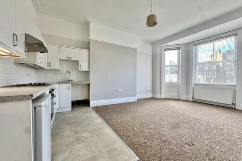 2 bedroom flat to rent, Holland Road, Hove