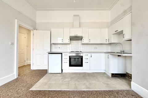 2 bedroom flat to rent, Holland Road, Hove