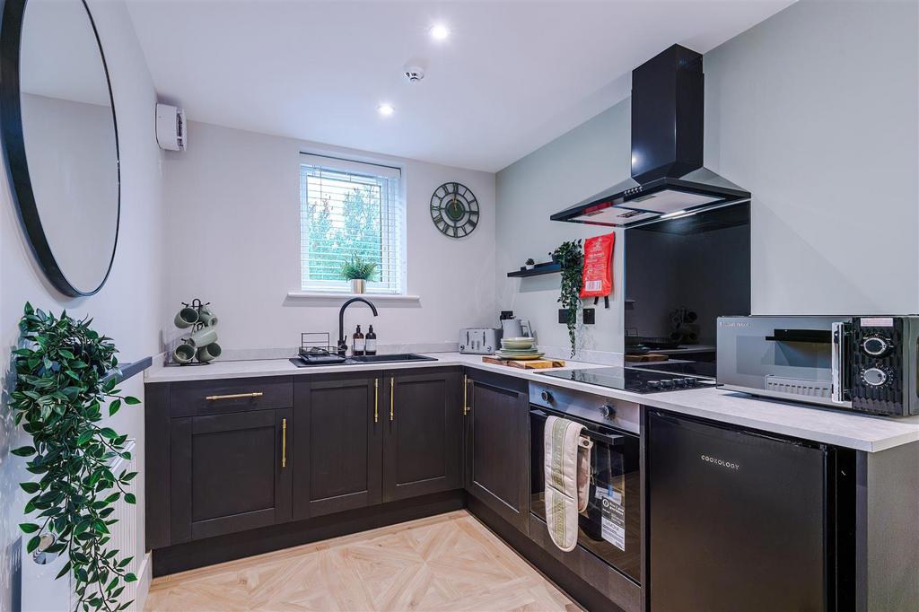 459 Rochdale Old Road-HMO-45.JPG
