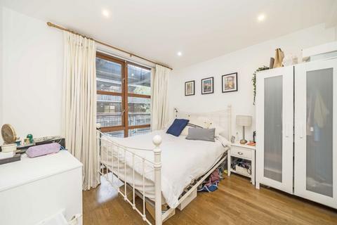 2 bedroom flat to rent, Banister Road, London W10