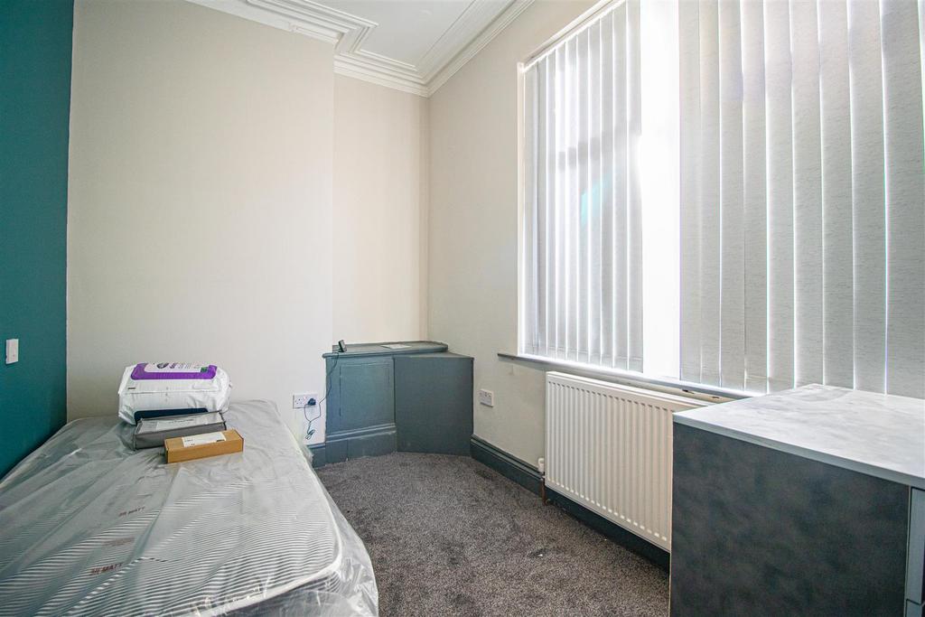 Bedroom 1 (Ground Floor)