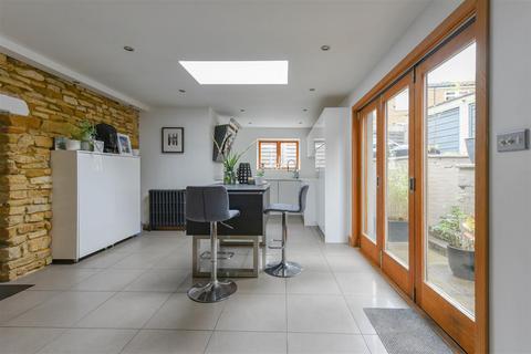 7 The Green, Kingsthorpe, Northampton, NN2 6QD