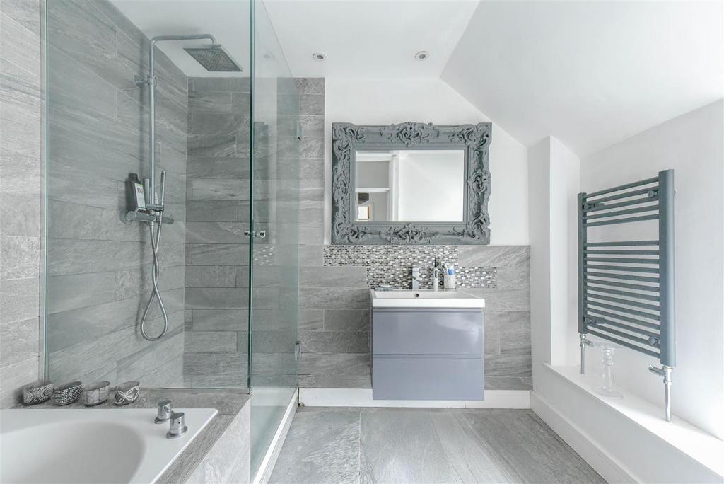 Family bathroom