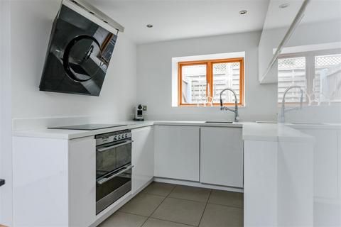 7 The Green, Kingsthorpe, Northampton, NN2 6QD