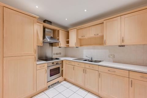 2 bedroom flat to rent, Martins Court, Leeman Road, York, YO26