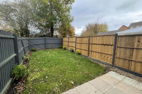 2 bedroom end of terrace house for sale, Erringtons Close, Oadby, Leicester
