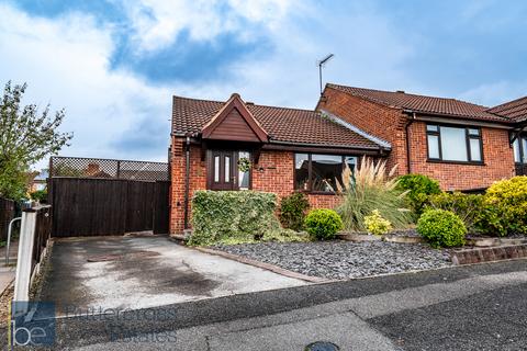 2 bedroom semi-detached bungalow for sale, Old Mill Crescent, Newark
