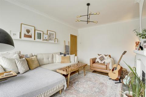undefined, Victoria Road, Bunny NG11