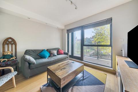 1 bedroom apartment for sale, Rothsay Street, London