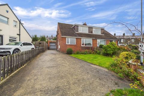 3 bedroom semi-detached house to rent, Craven Avenue, Silsden, BD20