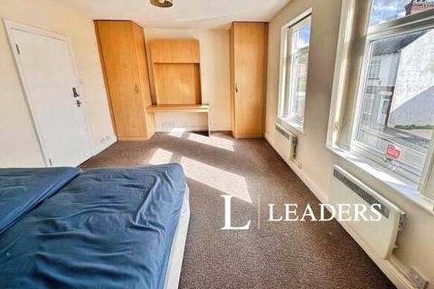 3 bedroom terraced house for sale, London Road, Stoke-on-Trent, Staffordshire