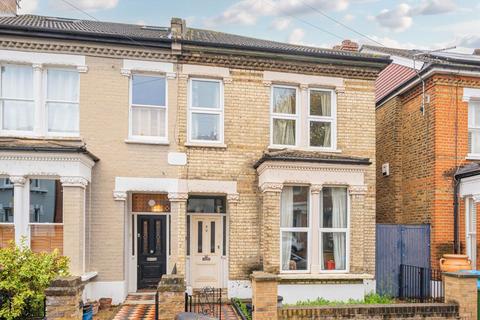 3 bedroom semi-detached house for sale, Beaconsfield Road, St Margarets TW1